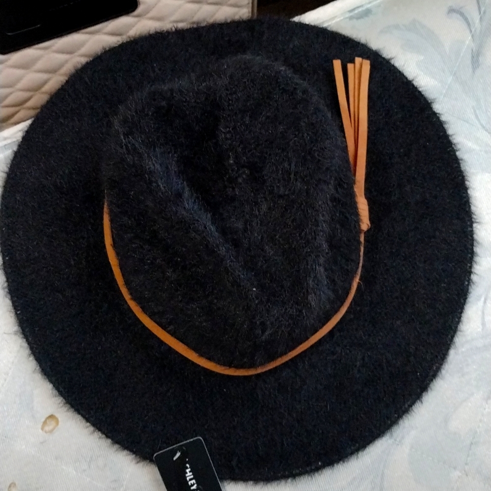 Ashley Stewart Black with Brown faux suede brim tassel